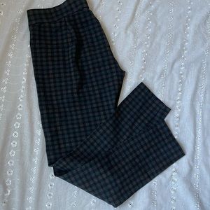 Premise checkered plaid capris Women’s Size